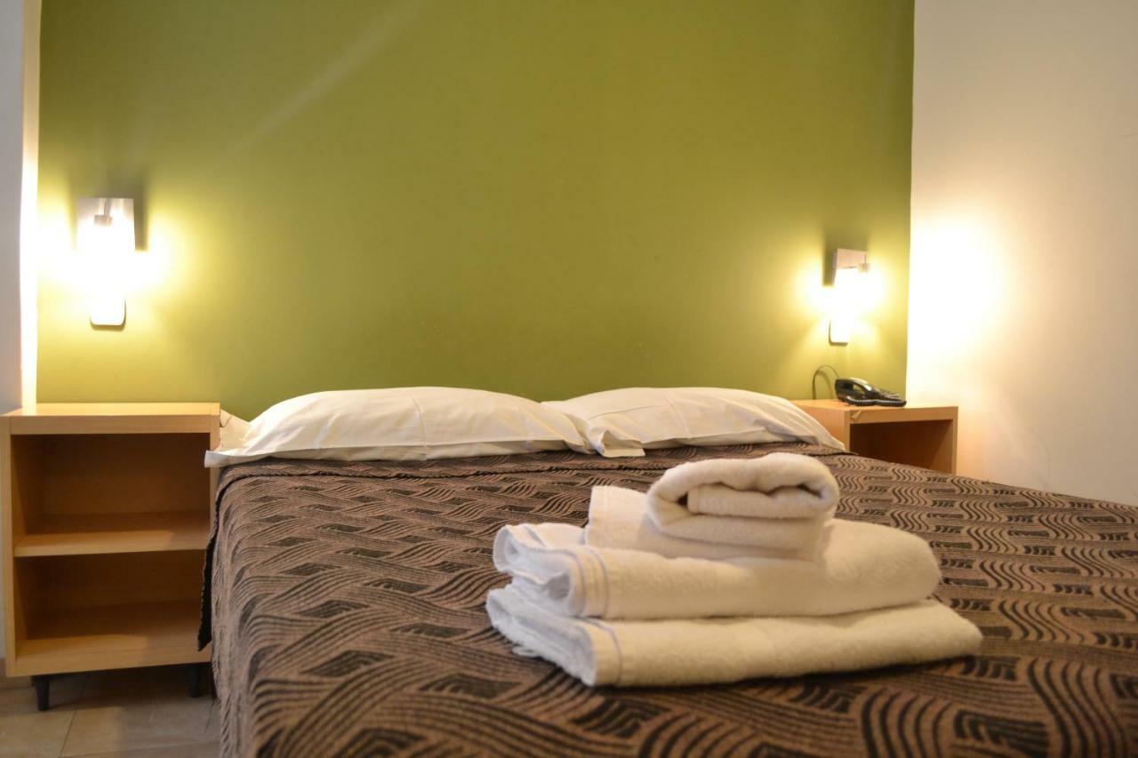 Hotel Siena Buenos Aires Esterno foto
